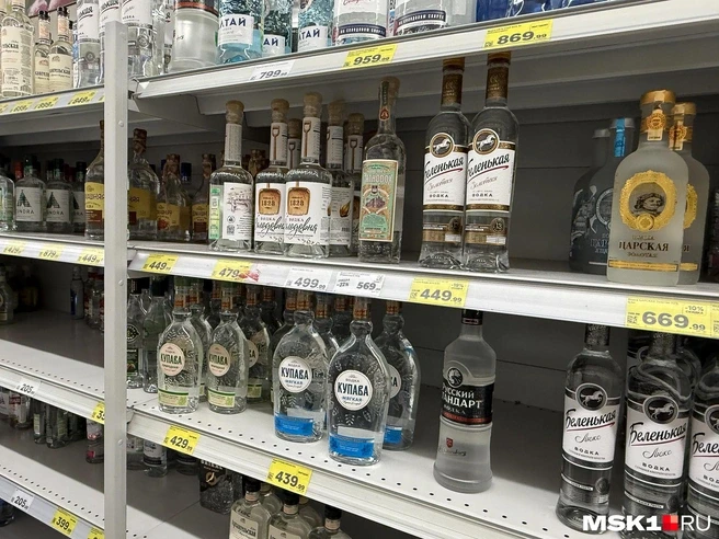В Приморье сняли с рассмотрения проект о продаже алкоголя в многоквартирных домах